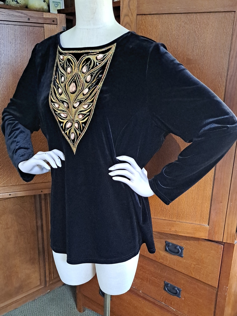 Bob Mackie Wearable Art Black Velvet Embellished Top XL NWT - Picture 5 of 13